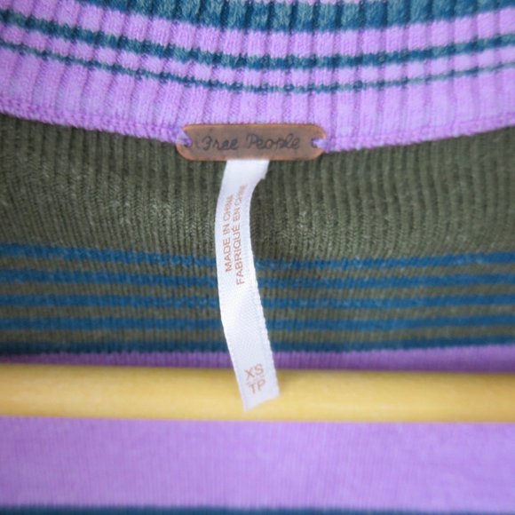 Free People Mock Neck Striped Crop Knit Top Size XS - Picture 10 of 12